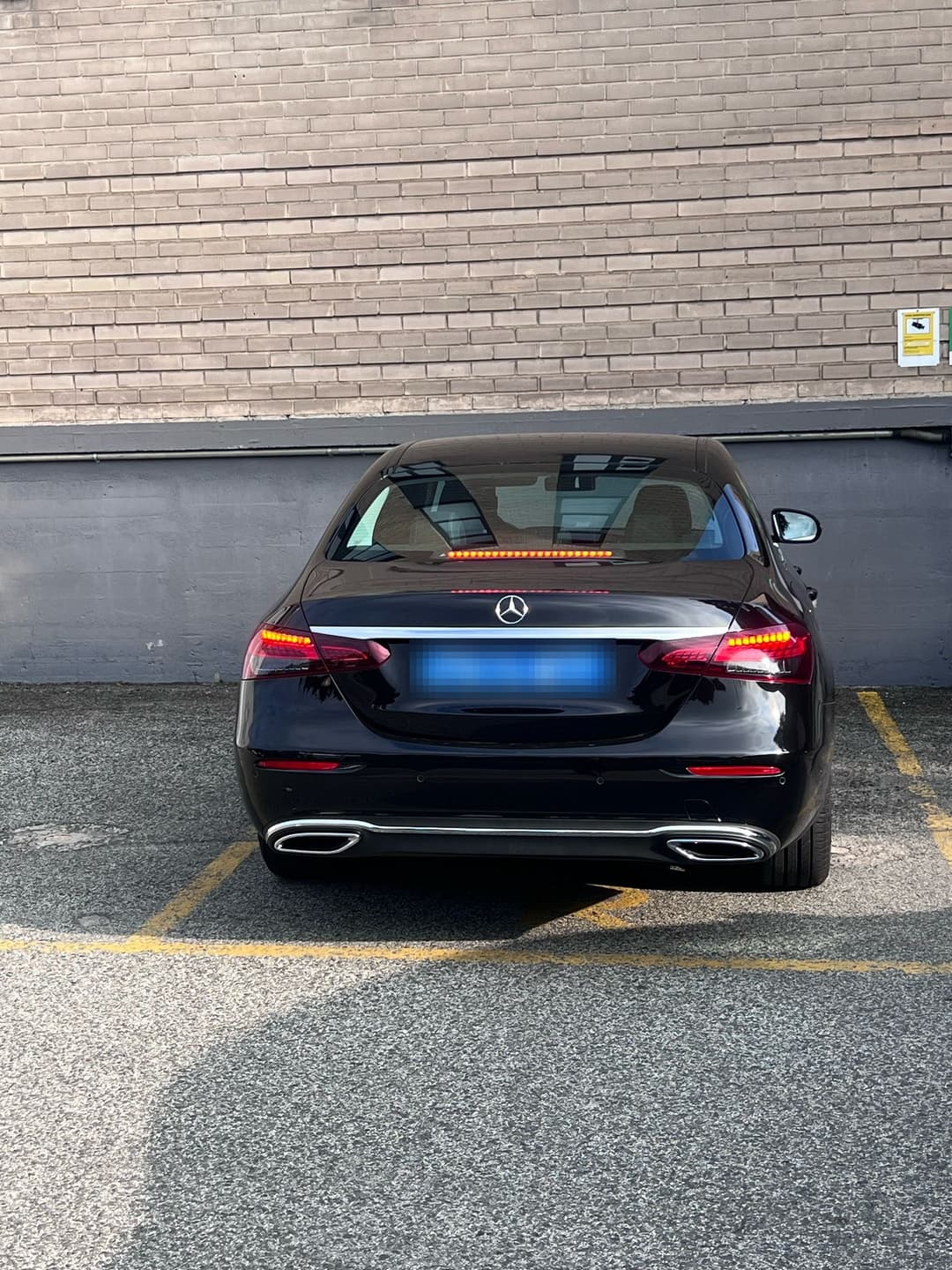 FFGR España Mercedes sedan